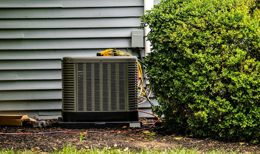 5 Ideas to Hide Your Outdoor AC Unit
